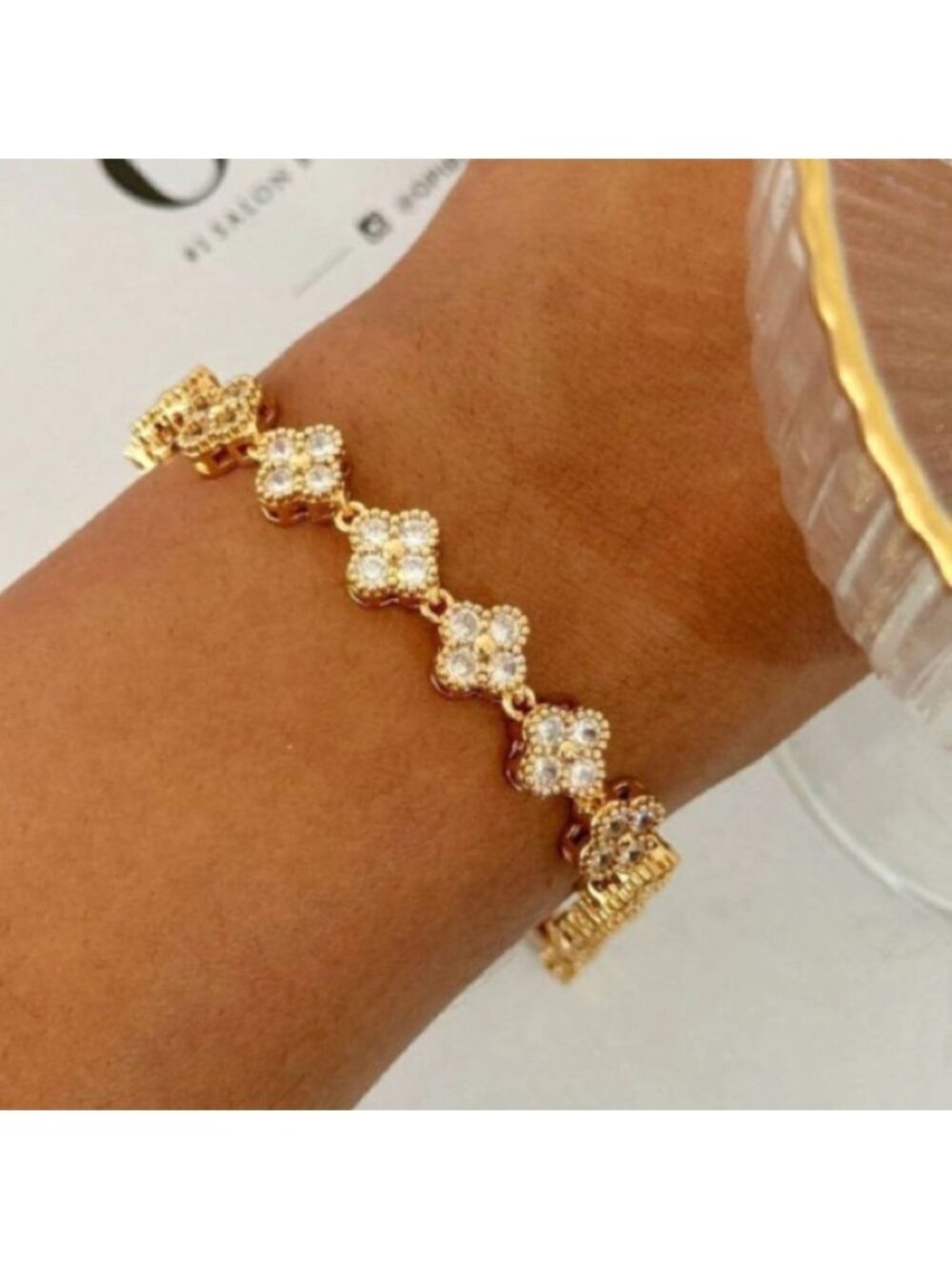 Diamond flower bracelet Q201